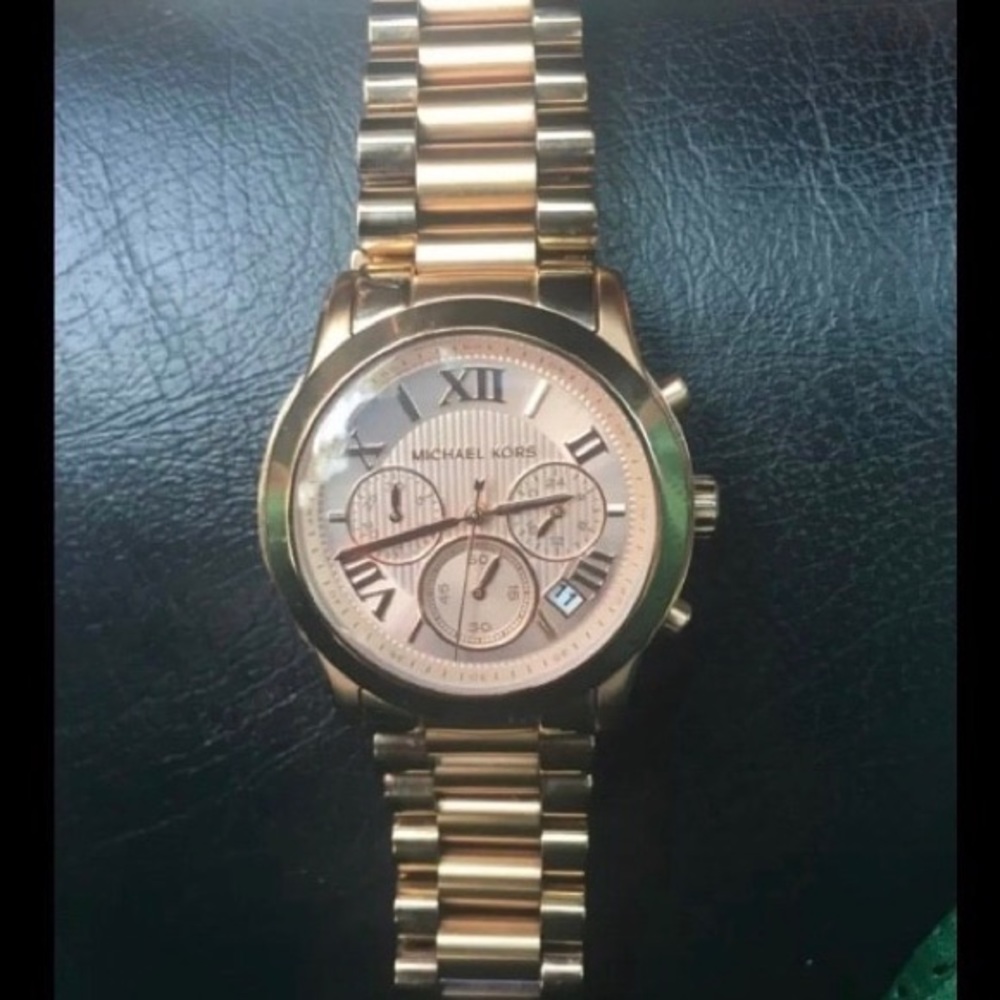 MK Michael Kors RoseGold watch